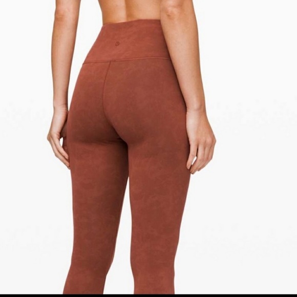 Lululemon Cross Waist Band Leggings 12 Large - Picture 6 of 10